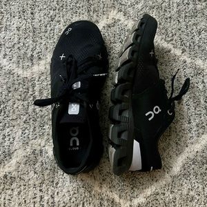 On Cloud Tennis Shoes